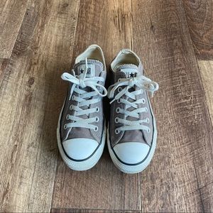 Converse Chuck Taylor grey low top sneakers sz 7.5